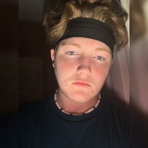 Meet your Posher, Aiden